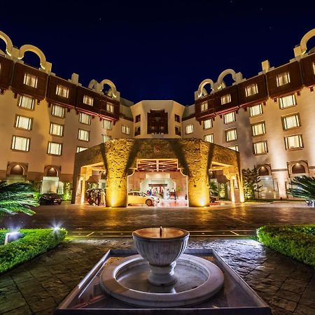 Islamabad Serena Hotel Luaran gambar